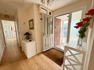 Photo 16- click for photo gallery